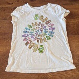 Care Bears short sleeve graphic tee in size M